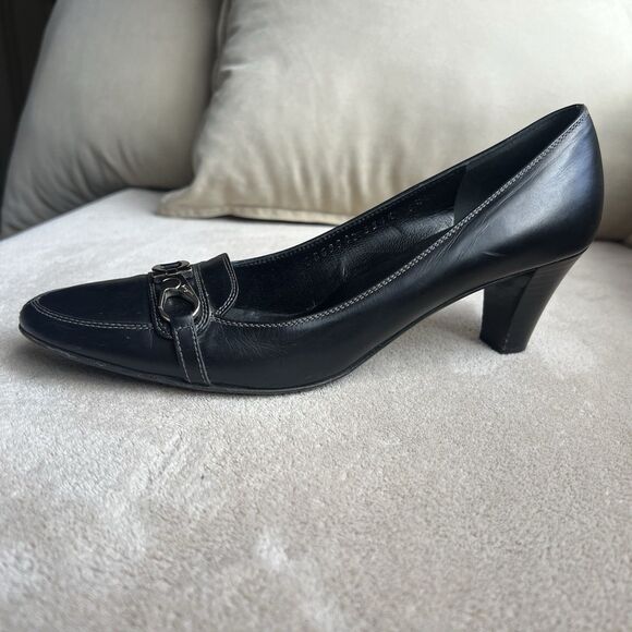 Salvatore Ferragamo Black Leather Heel Pump Women 7.5 AA Narrow Buckle Designer - Picture 2 of 16